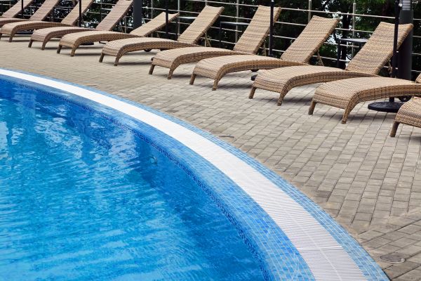 Cost of Poolside Hardscaping in Lake Stevens